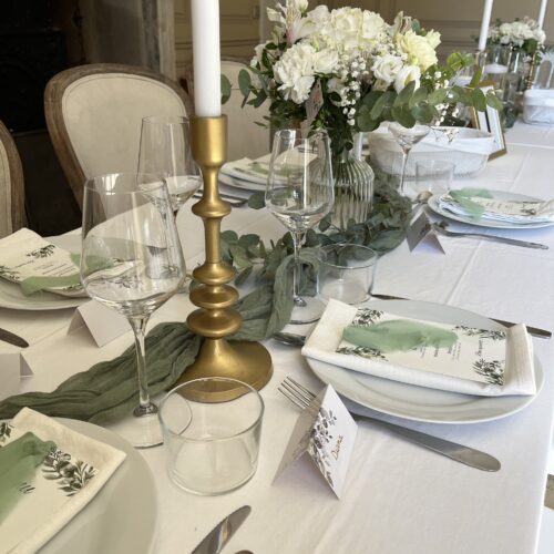 Chemin de table tissé vert